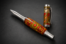Cargar imagen en el visor de la galería, 3 Gen Pen Company LLC Rollerball Pen King Royal Court Playing Card Gold Rollerball Pen